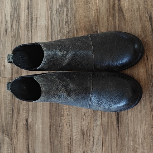 GUC Sorel Joan of Arctic Wedge II Chelsea Boot - Picture 3 of 9